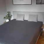 Stylisch-gemuetliche 70qm Im Zentralen D-derendorf Apartment Dusseldorf
