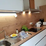 Stylisch-gemuetliche 70qm Im Zentralen D-derendorf *